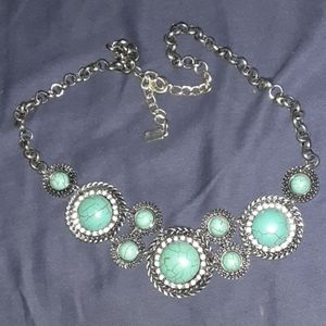 Necklace with turquoise and fake diamonds